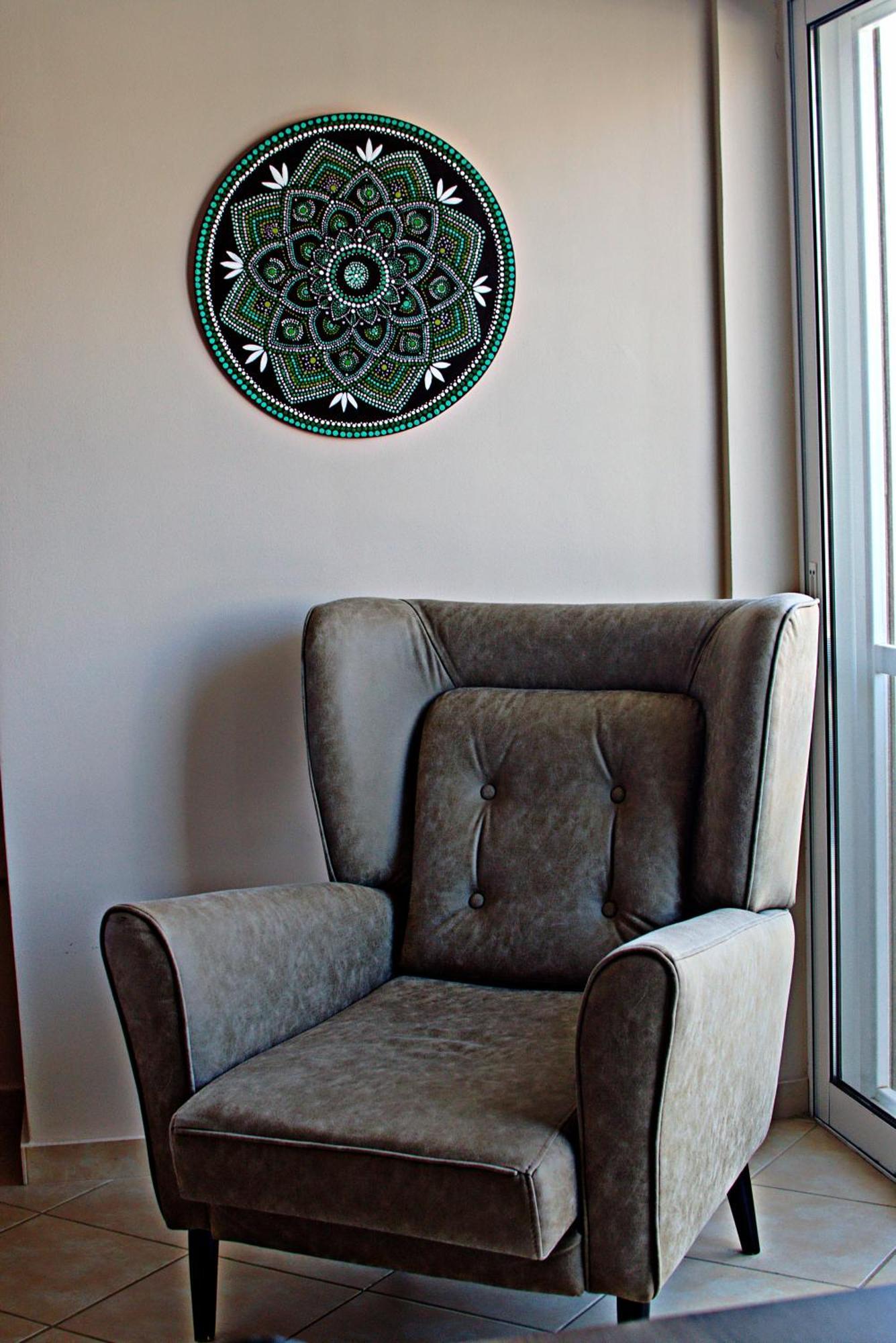 Lycurgus - The Spartan Apartment *