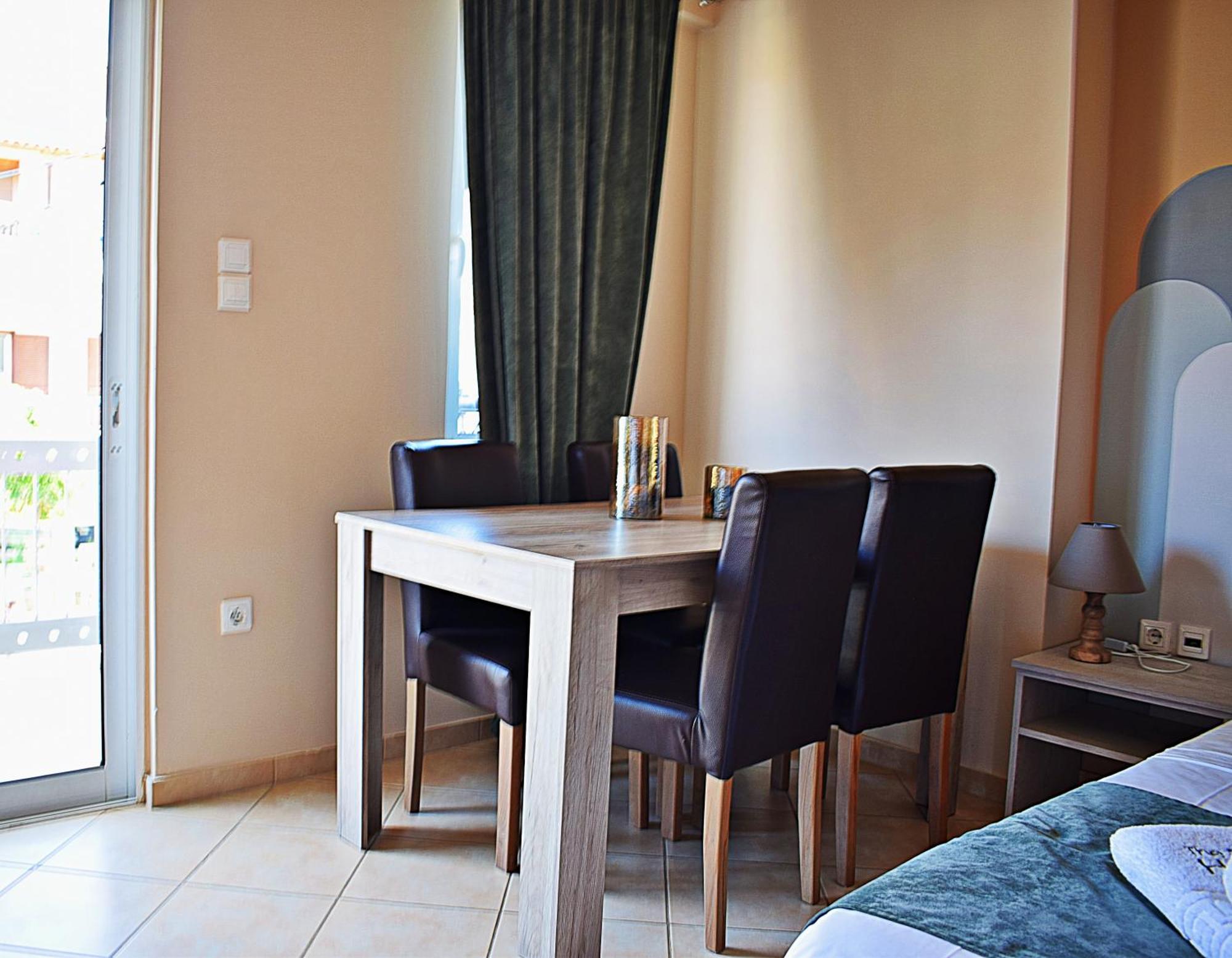Lycurgus - The Spartan Apartment